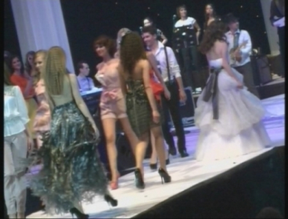 "Am adus Milano la Chisinau". Prezentare inedita de moda si muzica la Palatul National "Am adus Milano la Chisinau". Prezentare inedita de moda si muzica la Palatul National