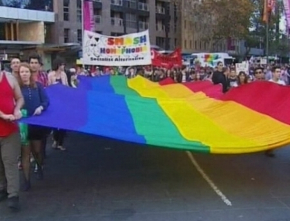 Marsul curcubeului pe strazile Sidneyului! Homosexualii din Australia, din nou in strada! Marsul curcubeului pe strazile Sidneyului! Homosexualii din Australia, din nou in strada!