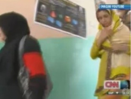 Poveste de cosmar. Chinurile groaznice la care a fost supusa o femeie din Afganistan chiar de sotul ei Poveste de cosmar. Chinurile groaznice la care a fost supusa o femeie din Afganistan chiar de sotul ei