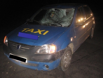 A fost luat pe capota dupa ce a traversat neregulamentar. S-a stins la spital A fost luat pe capota dupa ce a traversat neregulamentar. S-a stins la spital