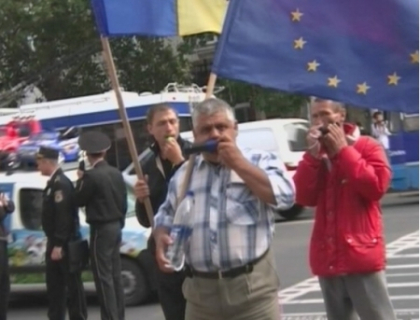 De la Primarie la Guvern. Refugiatii Transnistreni vor sa-si privatizeze apartamentele. Ce spun autoritatile De la Primarie la Guvern. Refugiatii Transnistreni vor sa-si privatizeze apartamentele. Ce spun autoritatile