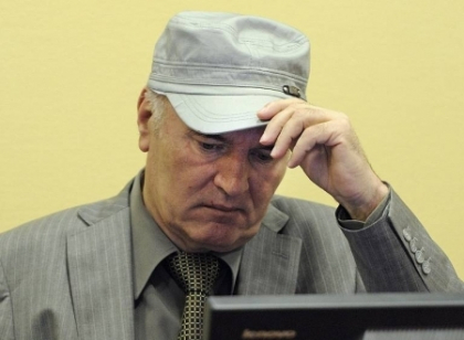 Ratko Mladici, autorul masacrului de la Srebrenita, judecat la tribunalul de la Haga