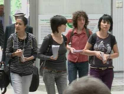 "De 22 de ani, homosexualitatea nu este o boala". Cu ce mesaje au venit homosexualii catre deputati