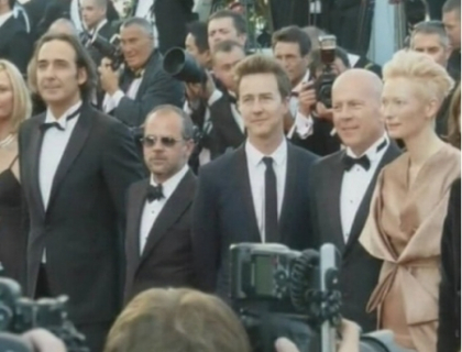 Sasha Baron Cohen a venit pe o camila! Cum s-au imbracat vedetele la festivalul de la Cannes Sasha Baron Cohen a venit pe o camila! Cum s-au imbracat vedetele la festivalul de la Cannes