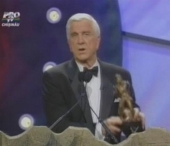 Doliu in lumea filmului! Actorul Leslie Nielsen a incetat din viata