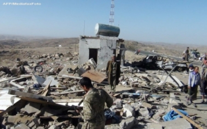 Masacru in Yemen. Un sinucigas cu bomba a ucis cel putin 20 de persoane la o parada militara Masacru in Yemen. Un sinucigas cu bomba a ucis cel putin 20 de persoane la o parada militara