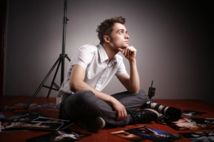 "All I need now is a girlfriend...". Catalin Josan se plange ca n-are iubita! Uite cat de bine gateste!