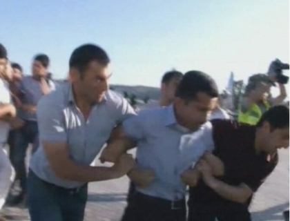 Spectacolul Eurovisionului, umbrit de protestele de la Baku! Sute de oameni au iesit in strada! Spectacolul Eurovisionului, umbrit de protestele de la Baku! Sute de oameni au iesit in strada!