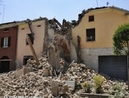 Bilantul cutremurului din Italia: 16 morti si 350 de raniti. Autoritati: "NU excludem alte seisme"