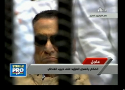 VIDEO. Violente in sala de judecata, dupa ce Hosni Mubarak a fost condamnat la INCHISOARE PE VIATA