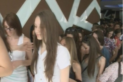 Se cauta modele! Caravana Next Top Model a lui Catalin Botezatu a ajuns la Chisinau! Se cauta modele! Caravana Next Top Model a lui Catalin Botezatu a ajuns la Chisinau!