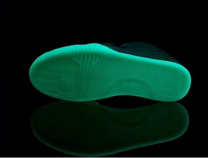 Nike lanseaza cel mai asteptat pantof sport din toate timpurile. FOTO