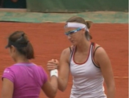 BOMBA la Roland Garros! Detinatoarea titlului, Na Li, eliminata de o jucatoare venita din calificari BOMBA la Roland Garros! Detinatoarea titlului, Na Li, eliminata de o jucatoare venita din calificari