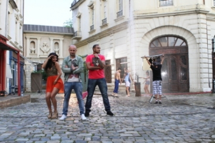 Videoclip incendiar de la Sasha Lopez, Ale Blake si Broono! Vezi cum s-au petrecut filmarile. FOTO