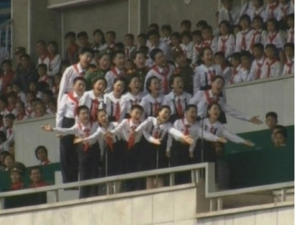Mii de elevi nord-coreeni, felicitati de Kim Jong Un cu ocazia Zilei Copiilor! Cum au sarbatorit Mii de elevi nord-coreeni, felicitati de Kim Jong Un cu ocazia Zilei Copiilor! Cum au sarbatorit