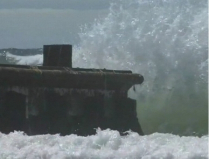 A plutit in deriva mai bine de un an si a esuat pe o plaja din SUA! Minunea din spatele tsunami-ului A plutit in deriva mai bine de un an si a esuat pe o plaja din SUA! Minunea din spatele tsunami-ului
