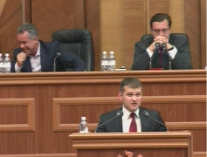 Hohote de ras in Parlament! Cum s-au amuzat deputatii pe seama proiectului privind prostituatele Hohote de ras in Parlament! Cum s-au amuzat deputatii pe seama proiectului privind prostituatele
