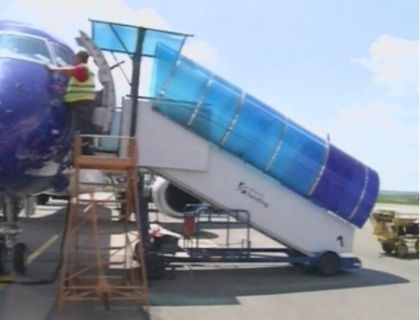 40 de moldoveni, blocati pe aeroportul din Sankt-Petersburg! Cum explica incidentul Air Moldova 40 de moldoveni, blocati pe aeroportul din Sankt-Petersburg! Cum explica incidentul Air Moldova