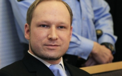 Mama lui Breivik a povestit lucruri intime din viata fiului sau: "Era incapabil sa simta bucurie" Mama lui Breivik a povestit lucruri intime din viata fiului sau: "Era incapabil sa simta bucurie"