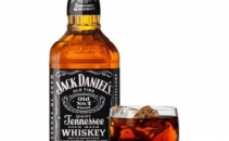 Un galez sustine ca a gasit reteta originala a Jack Daniel\'s, cel mai bine vandut whiskey din lume Un galez sustine ca a gasit reteta originala a Jack Daniel\'s, cel mai bine vandut whiskey din lume
