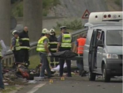 Accident de autocar in Croatia soldat cu 7 morti si 44 de raniti! Accident de autocar in Croatia soldat cu 7 morti si 44 de raniti!