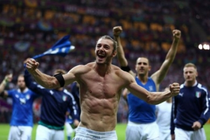EURO 2012: Balotelli a facut meciul vietii, Italia joaca FINALA cu Spania! Germania pleaca acasa