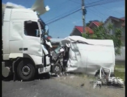 VIDEO. Un moldovean a provocat un accident in Romania: un mort si un ranit! VIDEO. Un moldovean a provocat un accident in Romania: un mort si un ranit!