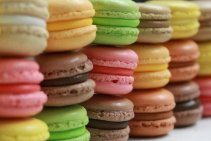 Inovatie in materie de deserturi - macarons, cele mai iubite dulciuri ale momentului se gasesc si la Chisinau Inovatie in materie de deserturi - macarons, cele mai iubite dulciuri ale momentului se gasesc si la Chisinau
