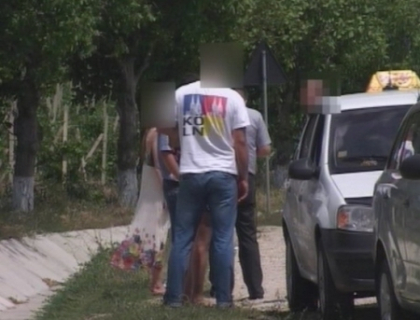 Politistii au reconstituit crima odioasa de la Ialoveni! Cum si de ce a fost omorata taximetrista Politistii au reconstituit crima odioasa de la Ialoveni! Cum si de ce a fost omorata taximetrista