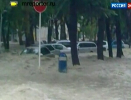 Stare de urgenta. Rusia este inghitita de ape: 53 de morti numai la Krasnodar