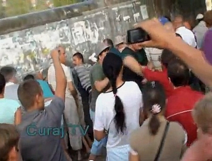 VIDEO. Erau cat pe ce sa doboare un vagon. Noi altercatii la piata agricola din Hancesti VIDEO. Erau cat pe ce sa doboare un vagon. Noi altercatii la piata agricola din Hancesti
