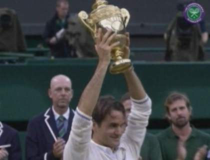 Federer, regele tenisului. A castigat pentru a saptea oara turneul de la Wimbledon! Federer, regele tenisului. A castigat pentru a saptea oara turneul de la Wimbledon!