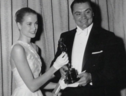A cazut o stea la Hollywood. Actorul Ernest Borgnine s-a stins la 95 de ani