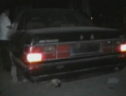Sa vezi si sa nu crezi! A ramas fara roti la masina chiar in timp ce se afla in vehicul