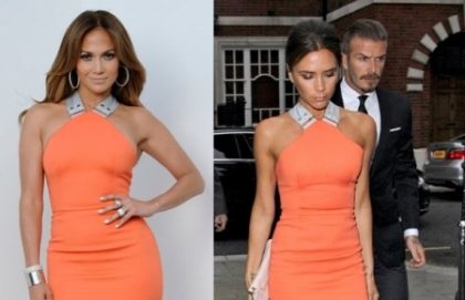 Victoria Beckham si Jennifer Lopez, in aceeasi rochie. Cine o poarta mai bine - FOTO Victoria Beckham si Jennifer Lopez, in aceeasi rochie. Cine o poarta mai bine - FOTO
