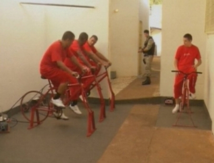 Practica inedita in Brazilia: Detinutii isi pot reduce din pedeapsa, daca fac exercitii la bicicleta Practica inedita in Brazilia: Detinutii isi pot reduce din pedeapsa, daca fac exercitii la bicicleta