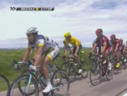 O noua etapa, un nou castigator. Cislistul David Millar a parcurs 226 de km in 5 ore si 40 de minute O noua etapa, un nou castigator. Cislistul David Millar a parcurs 226 de km in 5 ore si 40 de minute