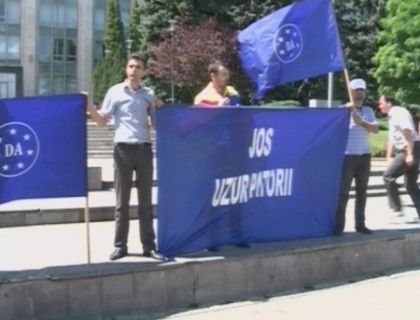 Victor Ponta, intampinat cu huiduieli! Ce i-a nemultumit pe protestatari