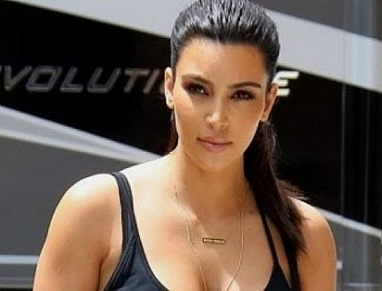 Tinuta care a lasat mai mult decat trebuie la vedere pentru femeia cu "cel mai sexy posterior". FOTO Tinuta care a lasat mai mult decat trebuie la vedere pentru femeia cu "cel mai sexy posterior". FOTO