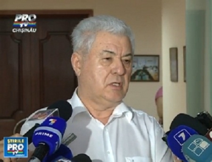 Comunistii nu renunta la secera si ciocan. Voronin: Va fi un Hitler modern cu numele Ghimpu? Comunistii nu renunta la secera si ciocan. Voronin: Va fi un Hitler modern cu numele Ghimpu?