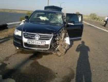 Motociclist de 17 ani, mort dupa ce a fost luat pe capota de un Volkswagen Motociclist de 17 ani, mort dupa ce a fost luat pe capota de un Volkswagen