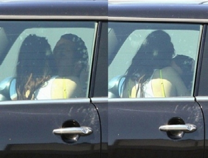 Pozele pe care starul din Twilight nu dorea sa le vada. Ce facea pe ascuns in masina Kristen Stewart
