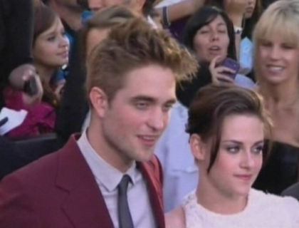 Pozele infidelitatii! Iata dovada ca Kristen Stewart l-a inselat pe logodnicul sau, Robert Pattison Pozele infidelitatii! Iata dovada ca Kristen Stewart l-a inselat pe logodnicul sau, Robert Pattison