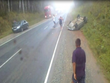 VIDEO viral pe internet. Cum reactioneaza doi moldoveni care au surprins un accident in Rusia