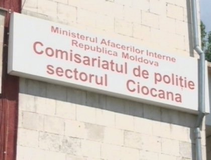 MAI vs CCIEC! Ofiterii anticoruptie, blocati in timp ce incercau sa retina doi politisti corupti!