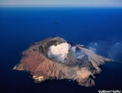Singurul vulcan activ din Noua Zeelanda, Insula Alba, se pregateste sa erupa Singurul vulcan activ din Noua Zeelanda, Insula Alba, se pregateste sa erupa