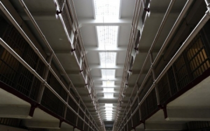 "Zgomotul usilor parca anunta sfarsitul lumii". Fostii detinuti din Alcatraz isi spun povestile "Zgomotul usilor parca anunta sfarsitul lumii". Fostii detinuti din Alcatraz isi spun povestile