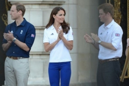 Inainte de William a fost Harry? Dezvaluiri socante despre viata amoroasa a lui Kate Middleton Inainte de William a fost Harry? Dezvaluiri socante despre viata amoroasa a lui Kate Middleton