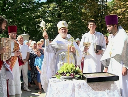 Astazi nu avem voie sa ne certam. Ortodocsii sarbatoresc "Schimbarea la fata a Mantuitorului" Astazi nu avem voie sa ne certam. Ortodocsii sarbatoresc "Schimbarea la fata a Mantuitorului"