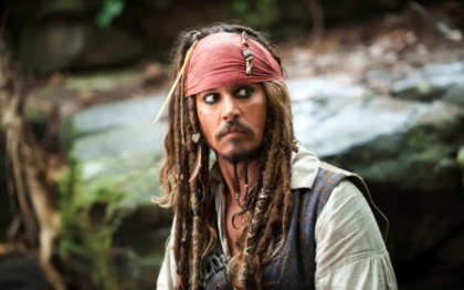 Salariu record pentru Johnny Depp. Cat va primi actorul pentru urmatorul film "Piratii din Caraibe" Salariu record pentru Johnny Depp. Cat va primi actorul pentru urmatorul film "Piratii din Caraibe"